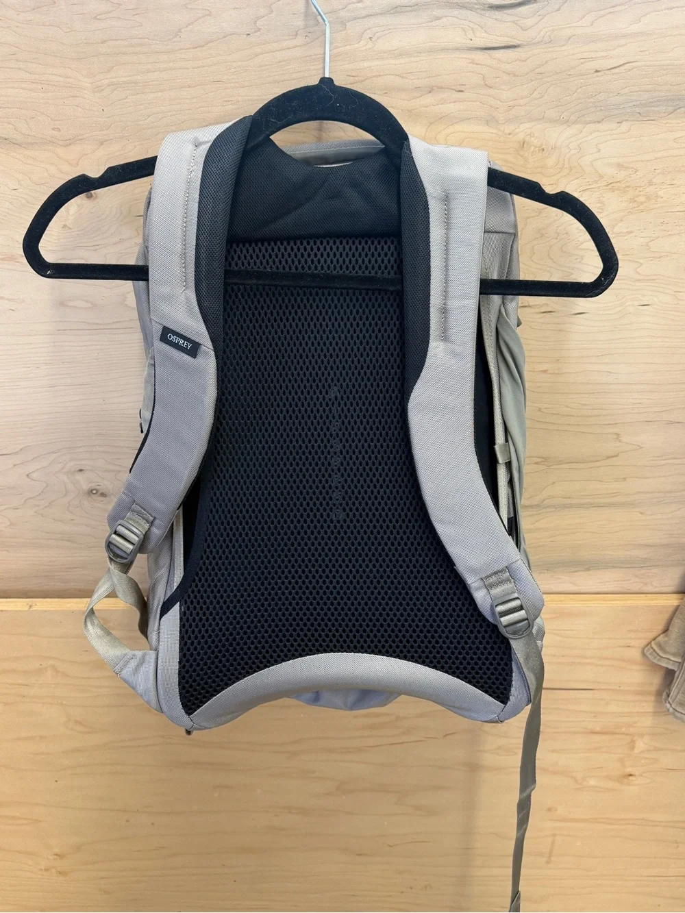 OSPREY Gray Minimalist Commuter Backpack